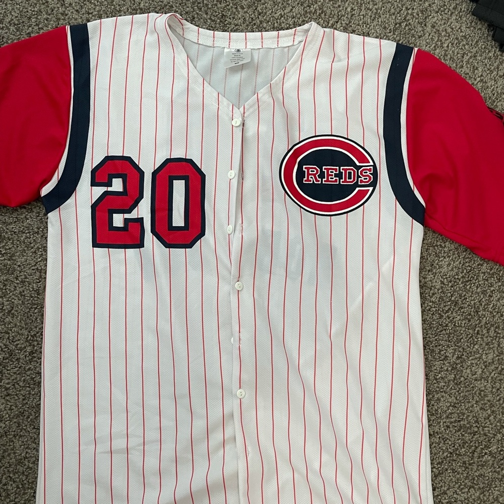 REDS baseball jersey! ❤️